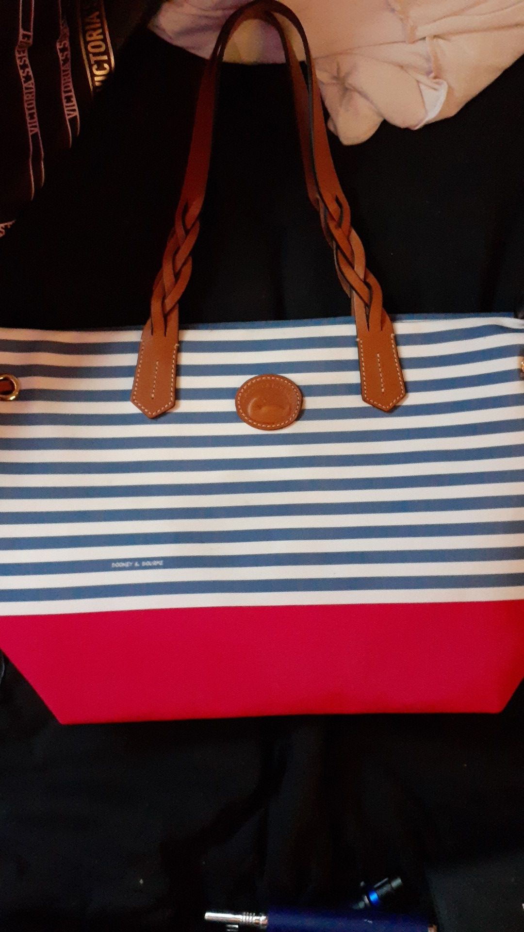 Dooney&Bourke