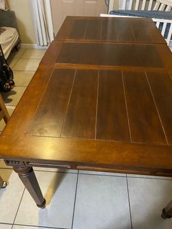Kitchen table