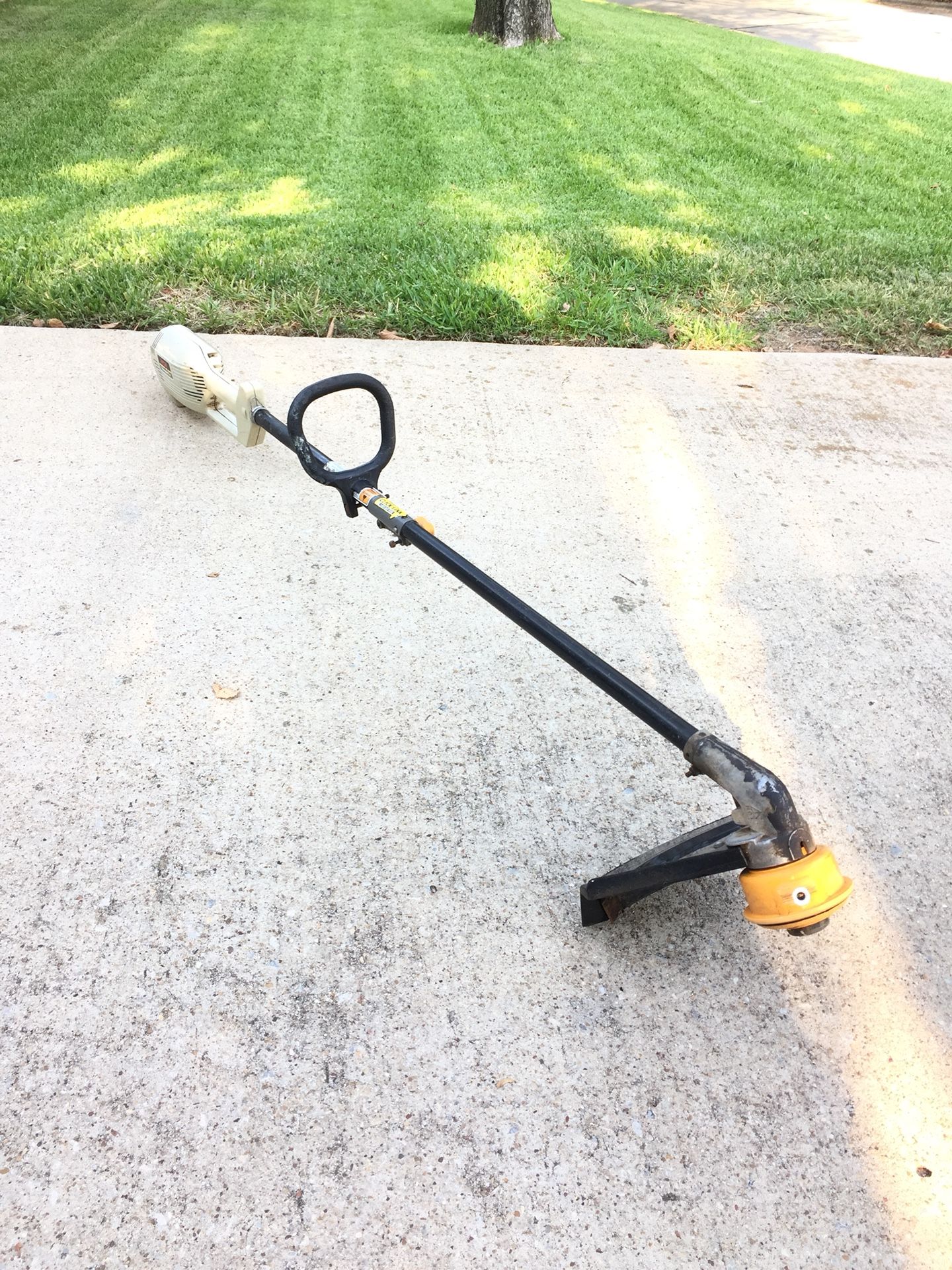 Ryobi 137r Electric Trimmer Plus for Sale in Arlington, TX OfferUp