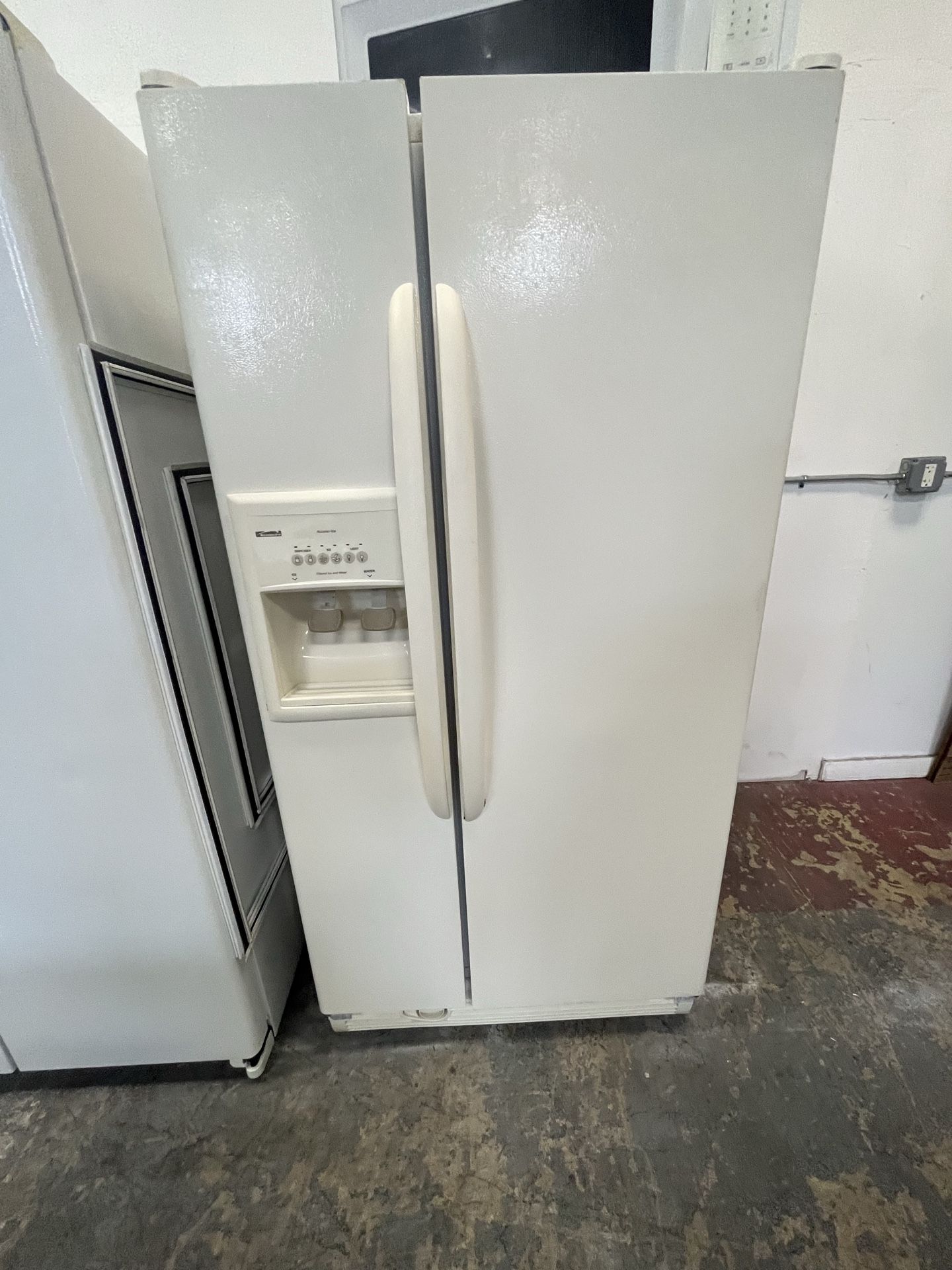Refrigerator Whirlpool 33”