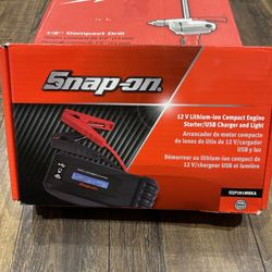 12 V Lithium-ion Compact Engine Starter/USB Charger and Light (Black)
