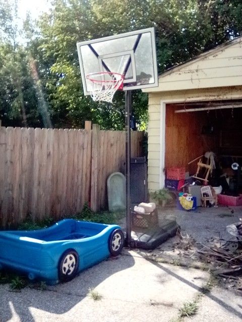 Portable Basketball Hoop