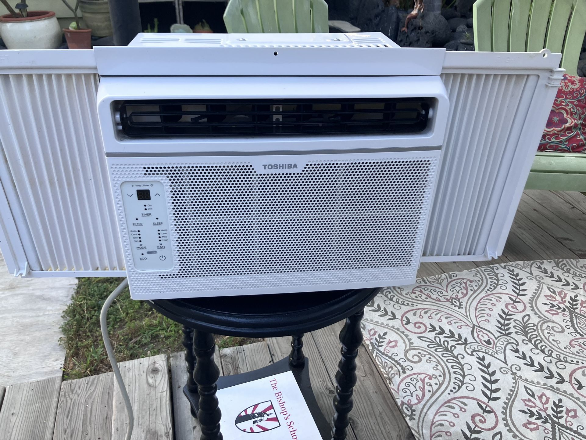 AC window Unit Toshiba With Remote $85 OBO