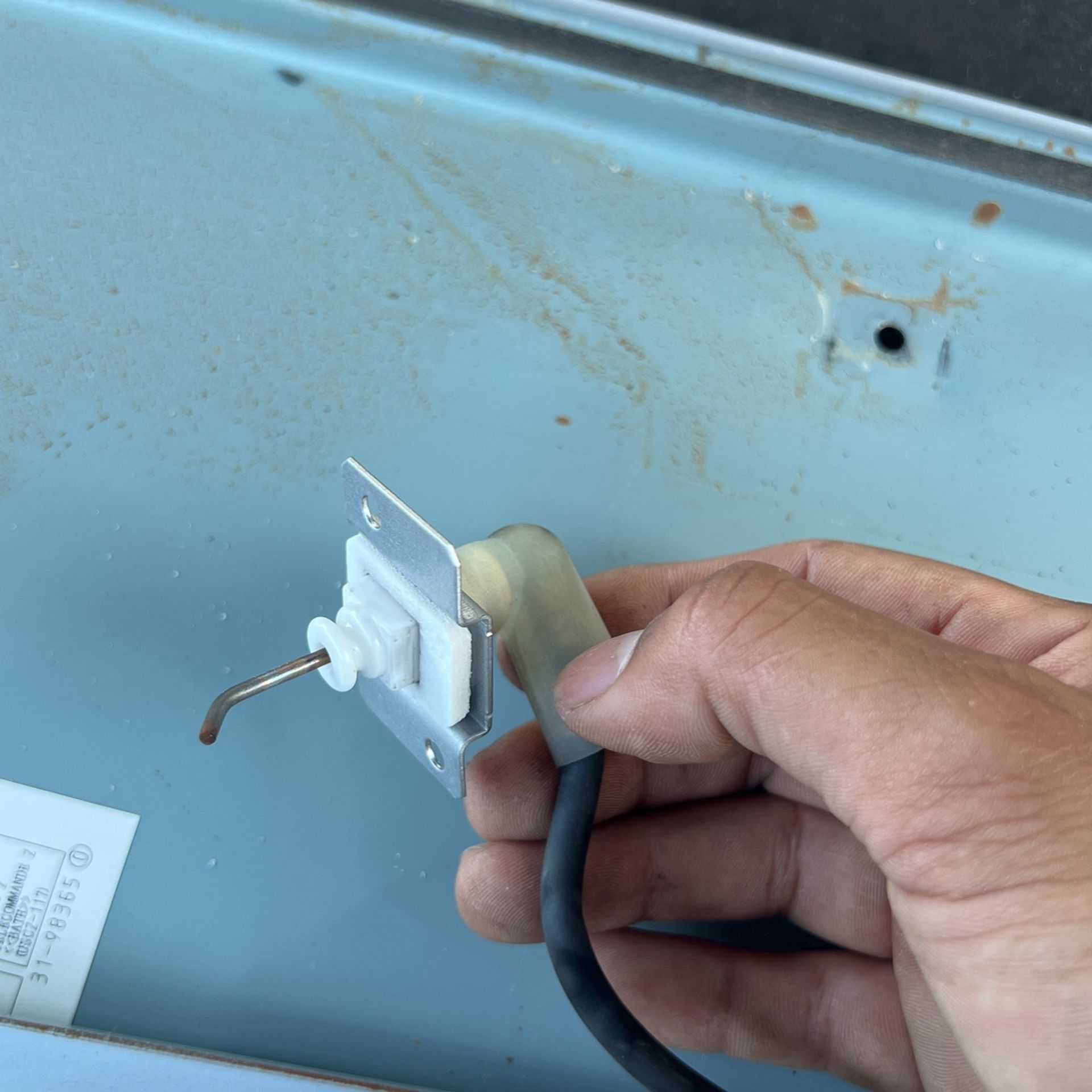 Rheem tankless Water Heater Igniter for Sale in Los Angeles, CA - OfferUp