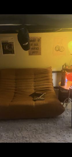 Togo double couch