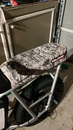 Guts rad runner Camo Seat cover