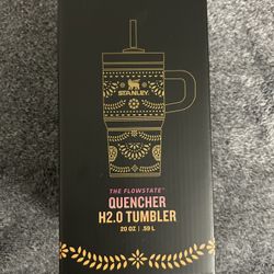 Stanley Dia de Muertos Quencher H2.0 20oz Tumbler