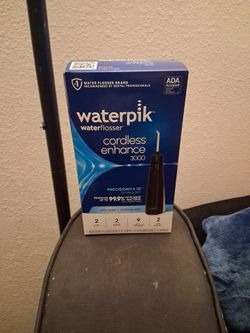 Cordless water flosser