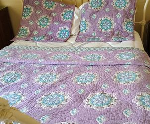 Pottery Barn Purple Floral Quilted Throw Blanket