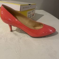 Coral Pumps.  Size 7