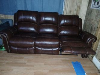 Recliner couch