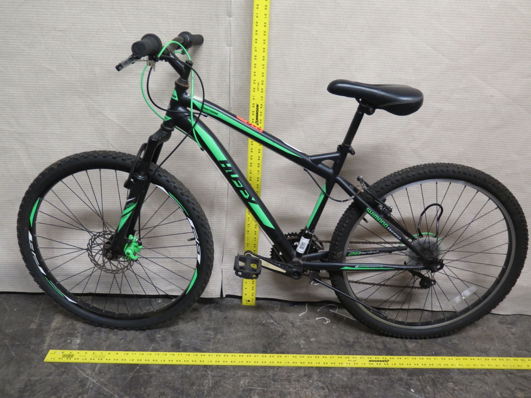 BRAND NEW MOUNTAIN BIKE