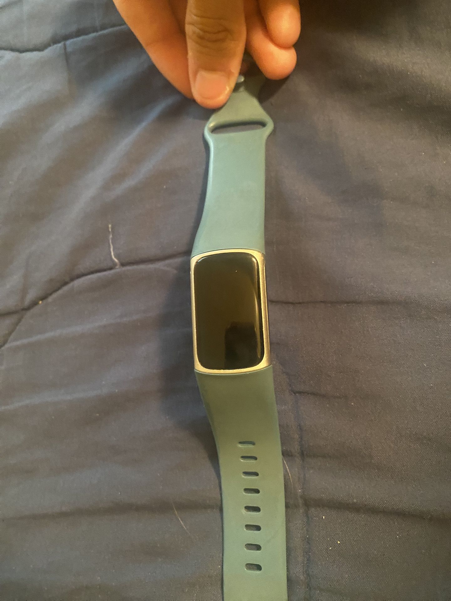 Fitbit Charge 5