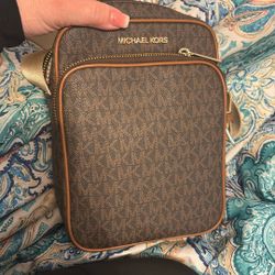 Michael Kors Cross Body 