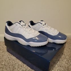 Air Jordan 11 Retro Low