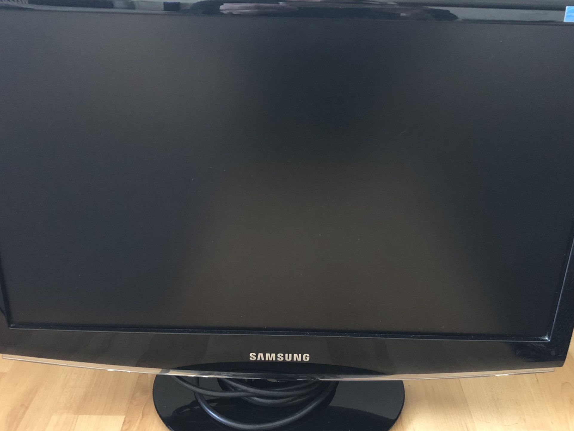 Samsung 20” Computer Monitor
