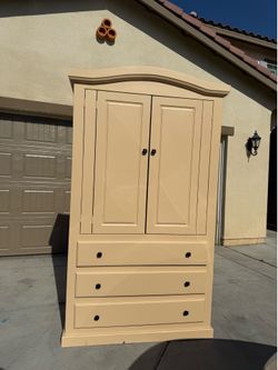 Dresser with Clothing rack