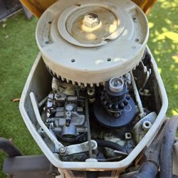 Vintage Chrysler 10 Outboard Engine 