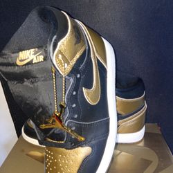 Air Force 1 Retro Men Size 7 New W/OG BOX DS