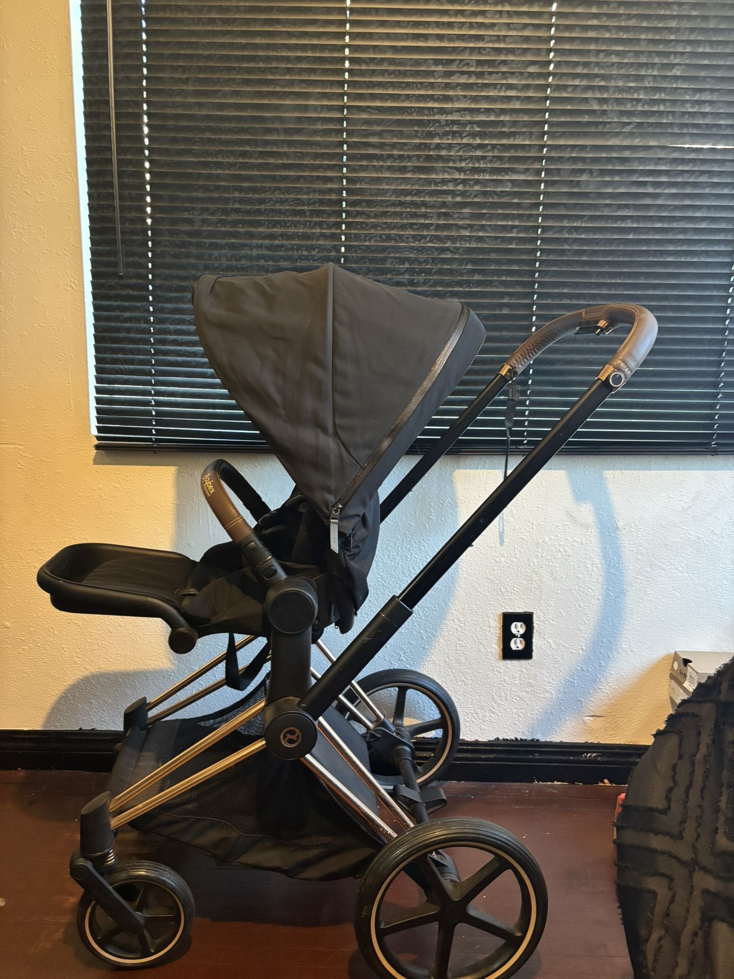 Cybex EPriam 2 Stroller