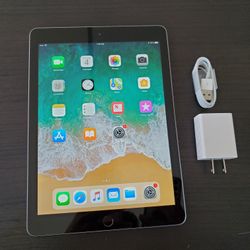 Apple iPad 6 - Wifi - Like New