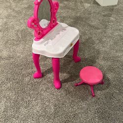 Child’s Mirror Table