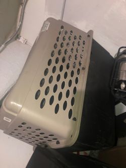 Hard-Sided Pet Travel Carrier Crate