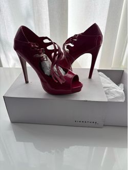 Women’s heels size 8.5