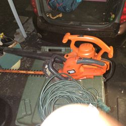 Black and Decker. Blower and hedge Trimmer + 2 Verylong