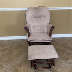 Glider Rocker With Ottoman $50