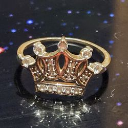 Gold Crown Ring