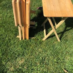 4 Solid wood folding table with stand