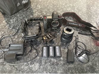 Panasonic Lumix S1H with accesories