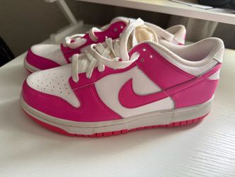 Pink & White Nikes !!!!