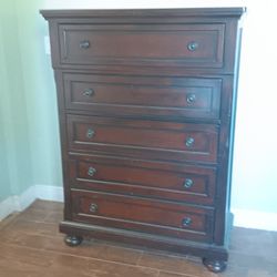 Wood Dresser 