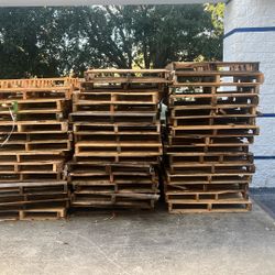 FREE Wooden Pallets 