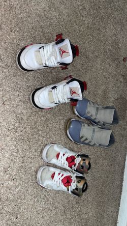 3 pairs of jordan