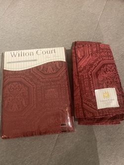 Tablecloth with napkins