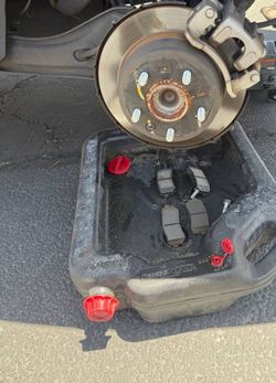 Brake Pads And Rotors Replacement Etc Mobile Mechanic 