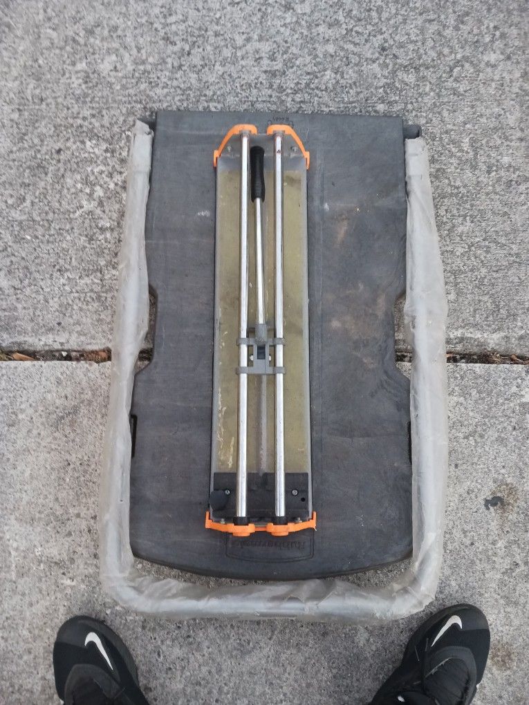 Tile Cutter