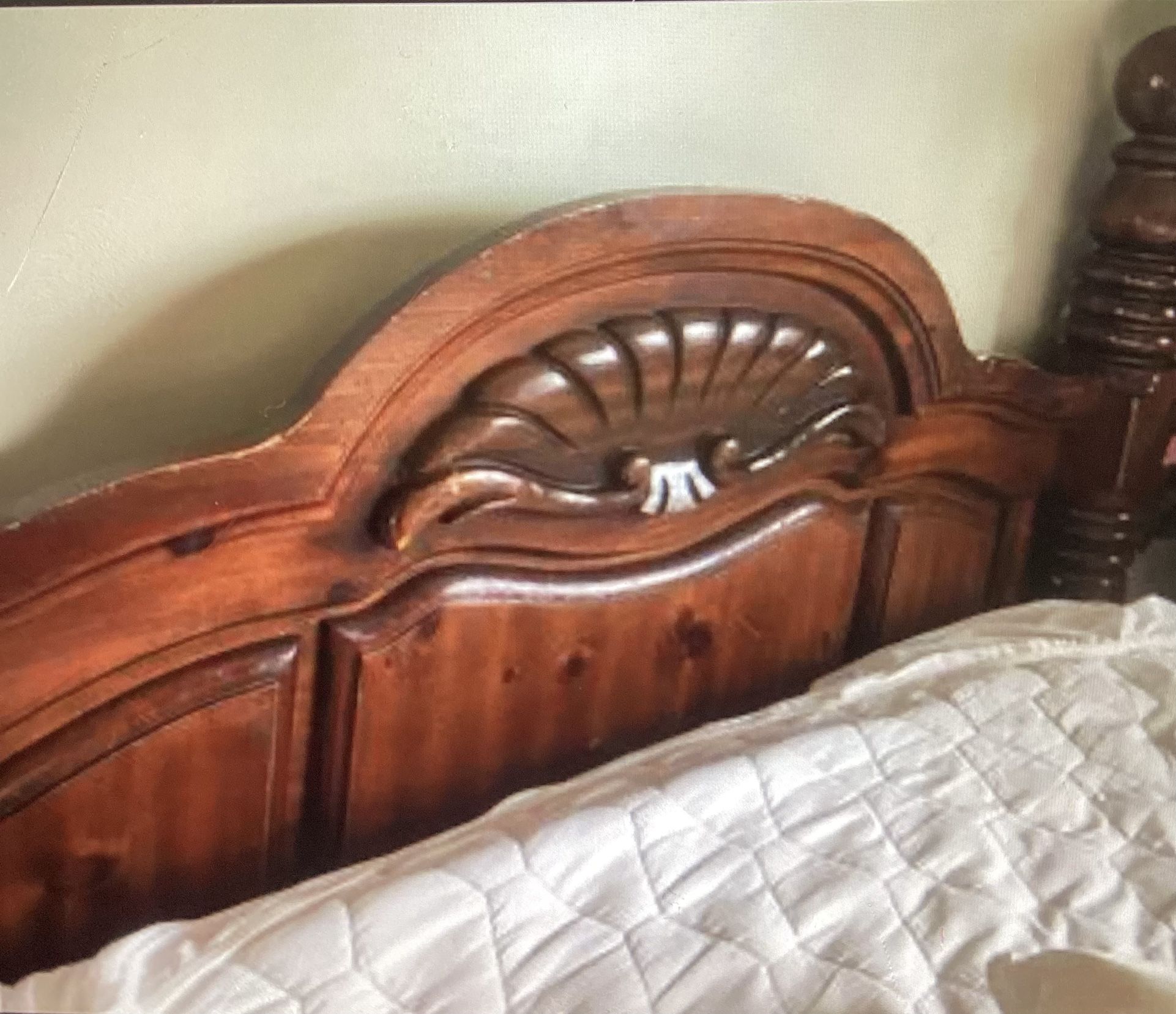 Solid Cherrywood Bedroom Set