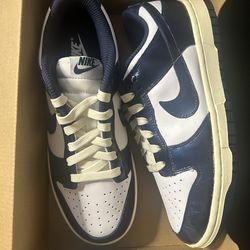Nike Dunk Low Vintage Navy Size 8W New