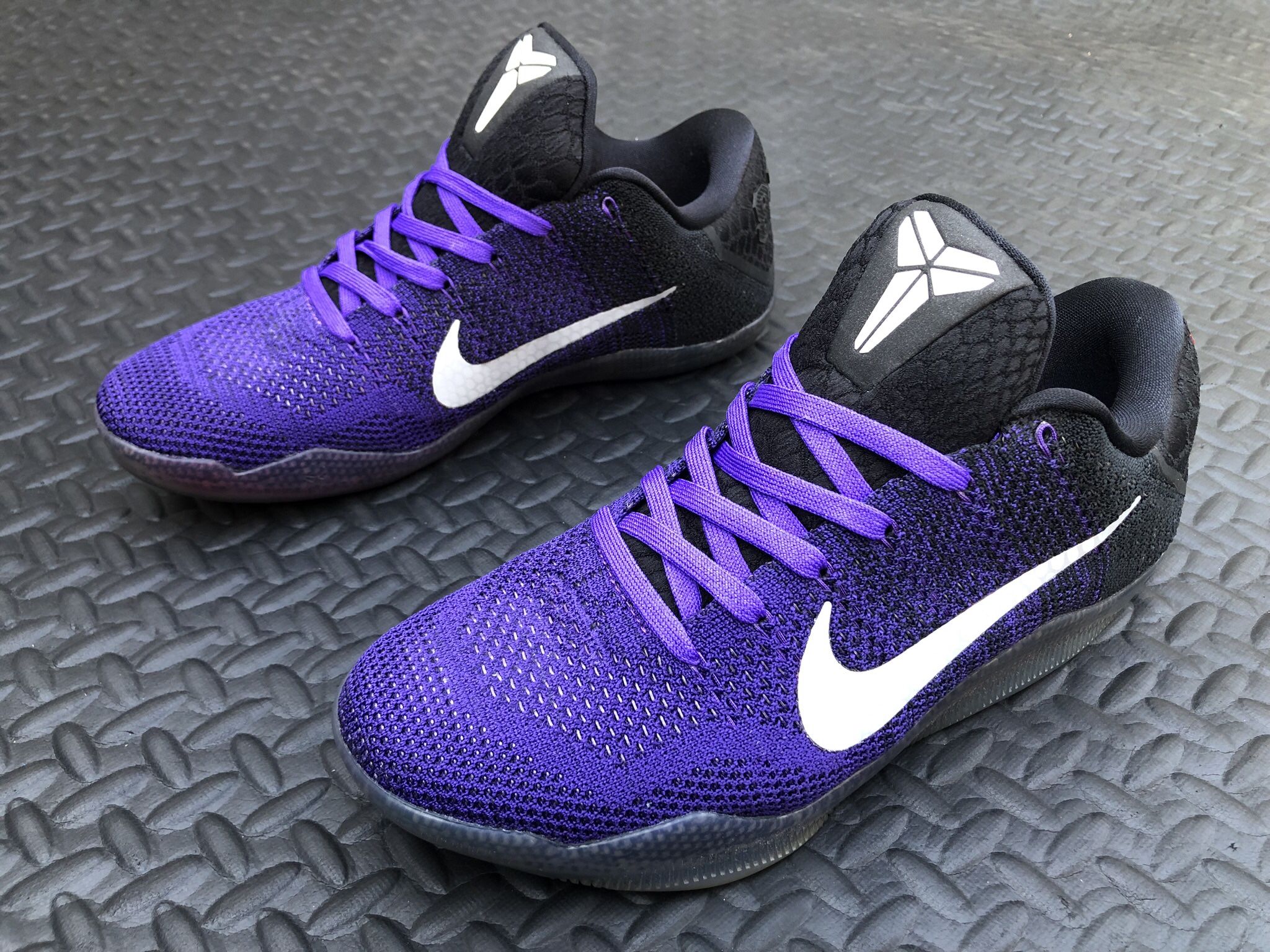 Nike Kobe 11 Eulogy Basketball Shoes In Excellent Condition With Original Box Sz 9 $160 firm