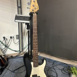 Squier Electric Bass