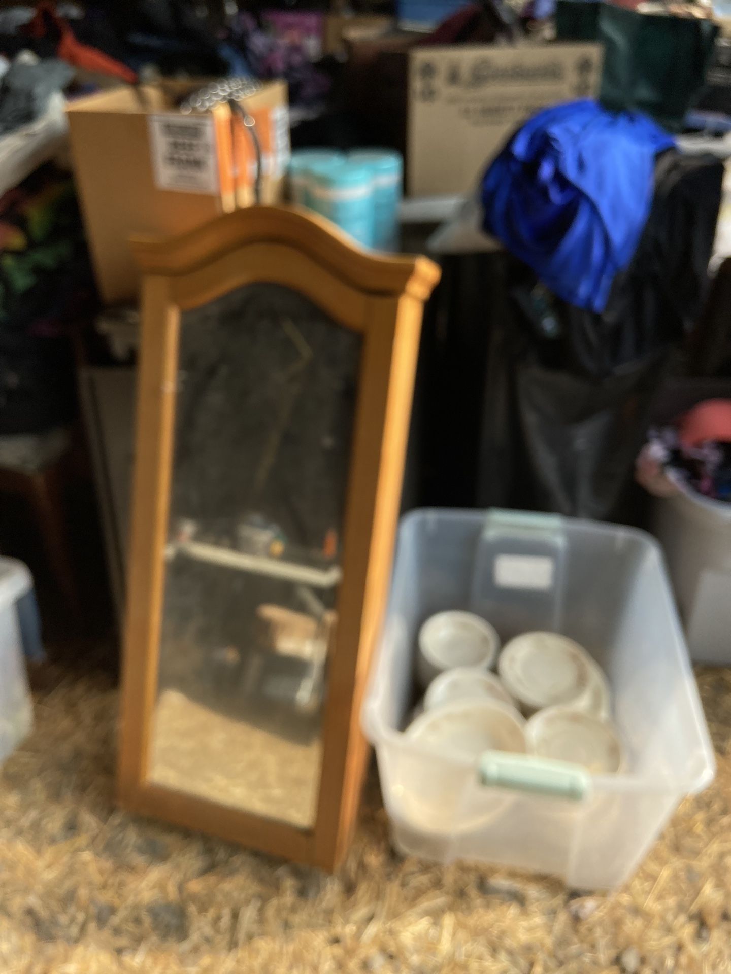 Jewelry Cabinet, Bedroom Jewelry Cabinet, Lined jewelry Case