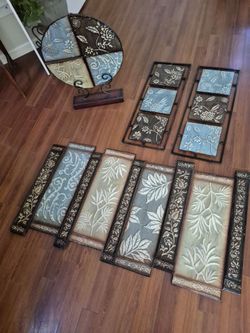 4 Piece Decorative Wall Art Set with Matching Standing Accent Piece