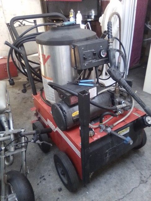 Hot Water & Steam Cleaner