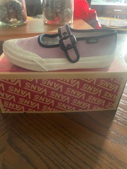 Girls Mary Jane’s vans