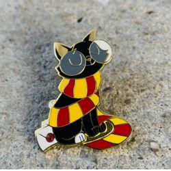 Gryffindor Harry Potter Magic Enamel Pin | Cute Cat Badge | Brooch Fashion Accessories