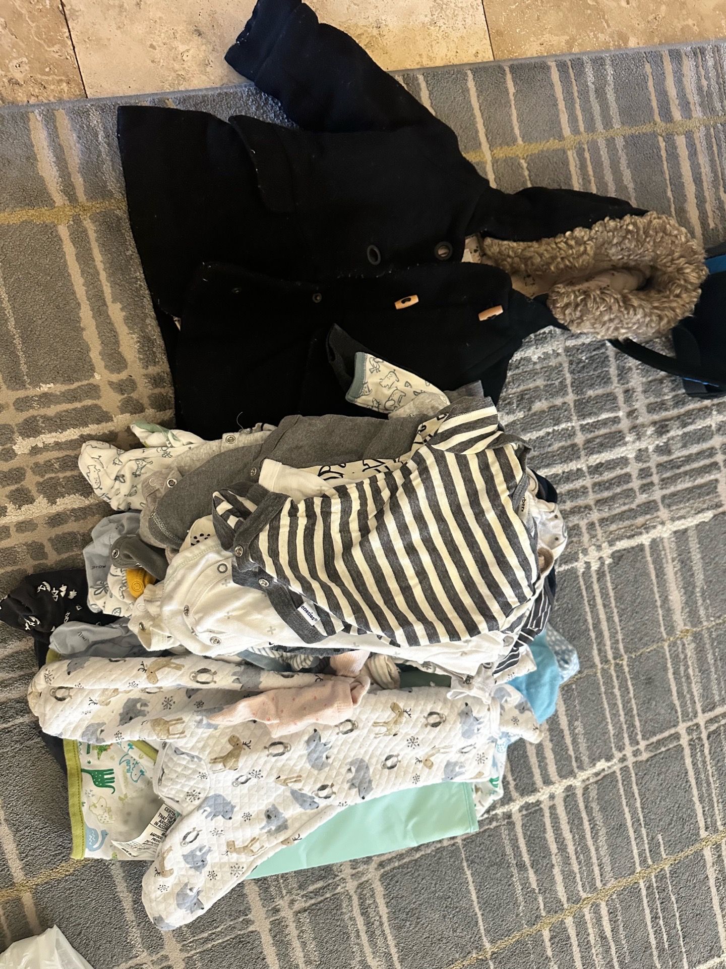 Baby clothes - 20 pieces
